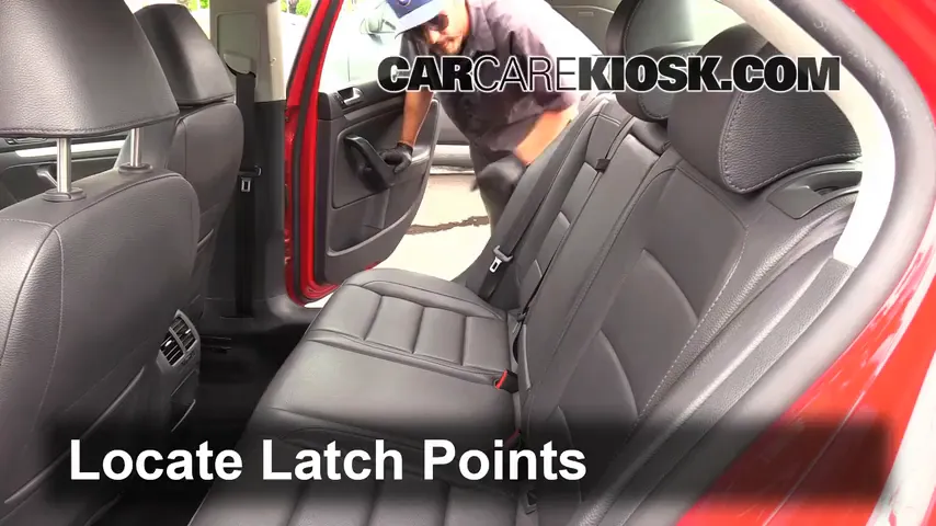 2009 Volkswagen Jetta Wolfsburg Edition 2.0L 4 Cyl. Turbo Car Seats Install